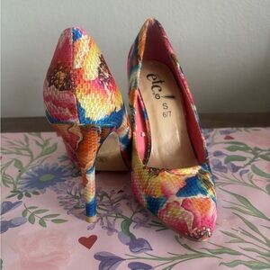 TC Vibrant Floral Women's Heels